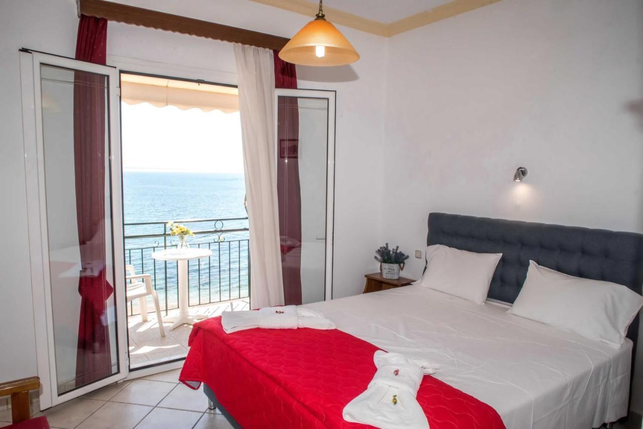 Empress Corfu Apartment เปรามา ภายนอก รูปภาพ